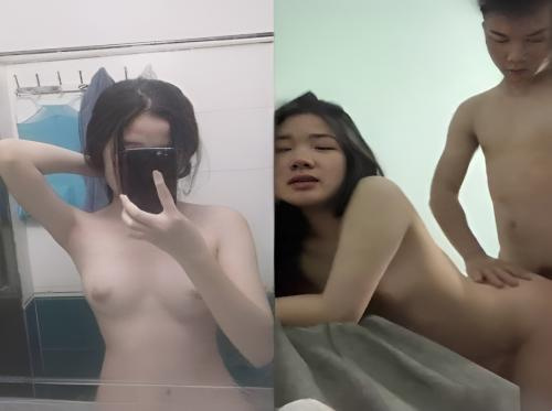 Dia ternyata dia suka doggy di sofa